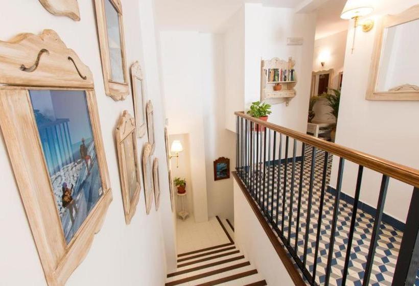 Hostal Moon Толокс Екстериор снимка