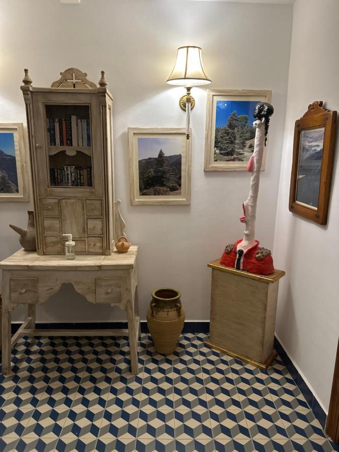 Hostal Moon Толокс Екстериор снимка
